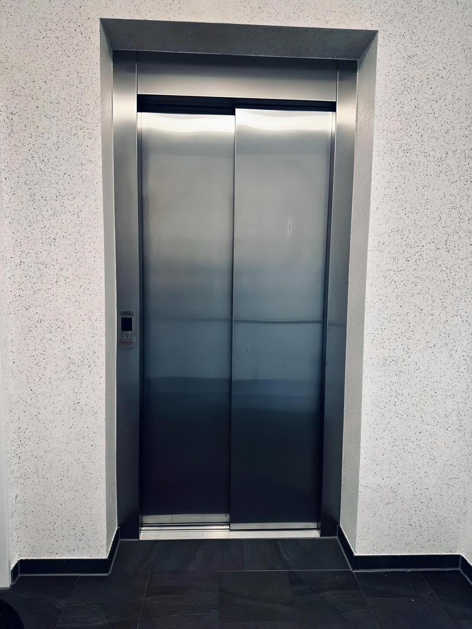 Fewo Am Povelturm - Mit Aufzug Und Grosser Loggia Nordhorn Luaran gambar